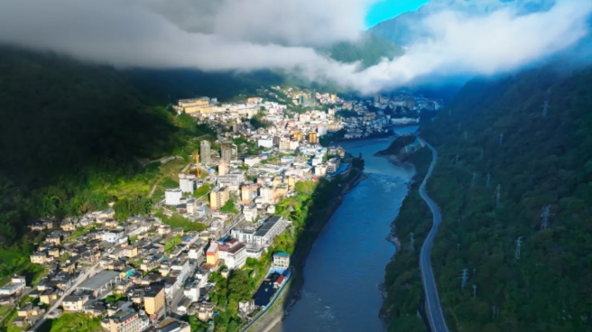 看不见的医生 看得见的守护——治未病时代 AI正在成为你的医靠