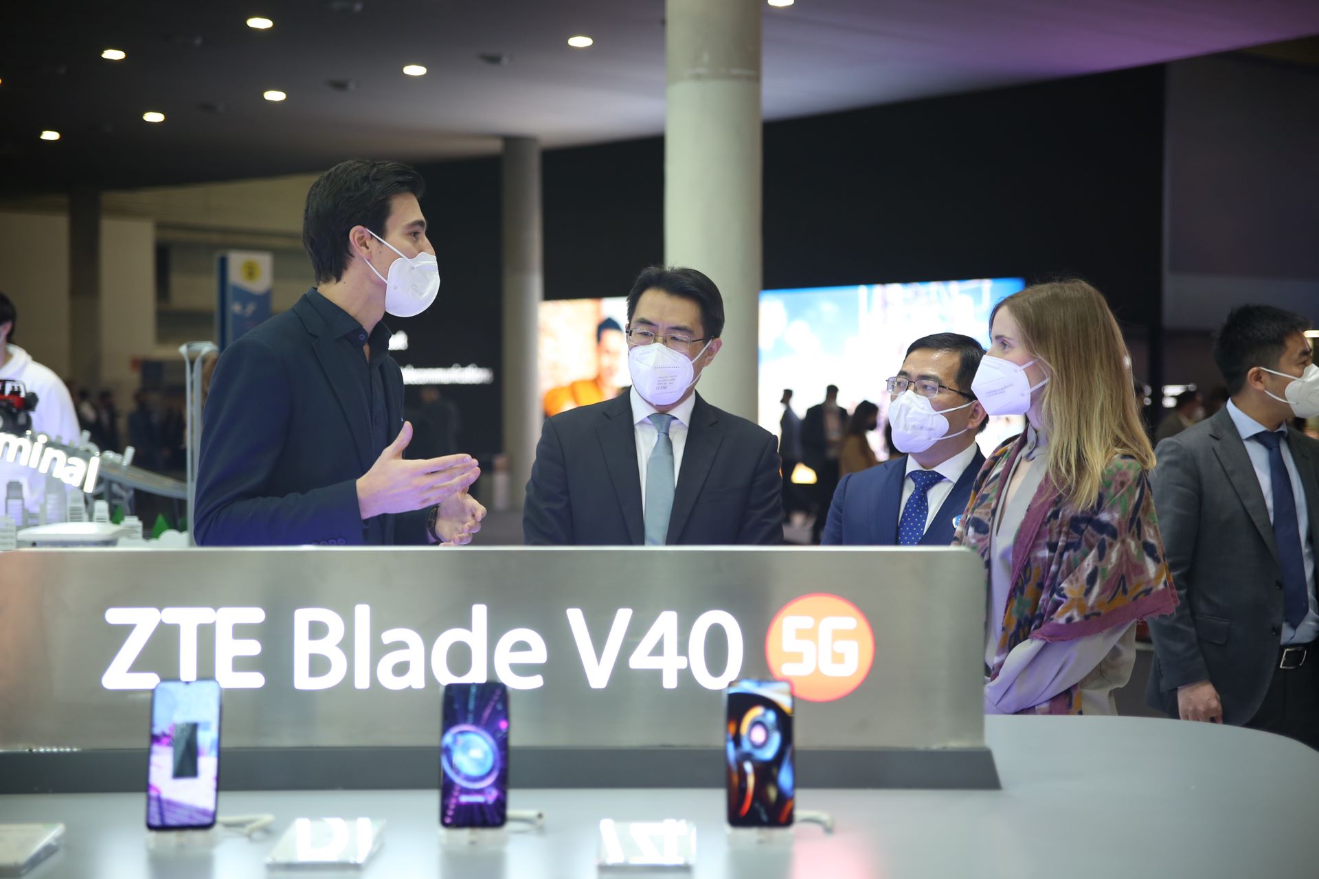 中兴公司介绍 - 中兴通讯官网