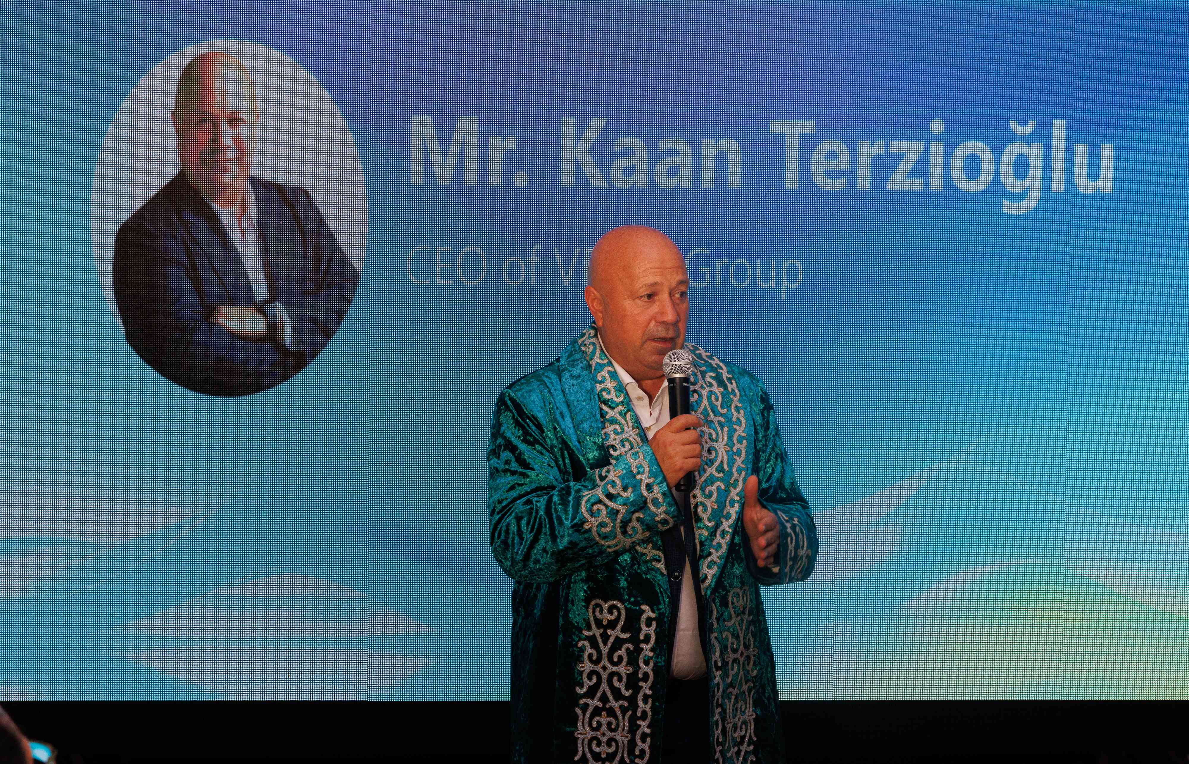 Kaan Terzioglu, Diretor Executivo do Grupo VEON