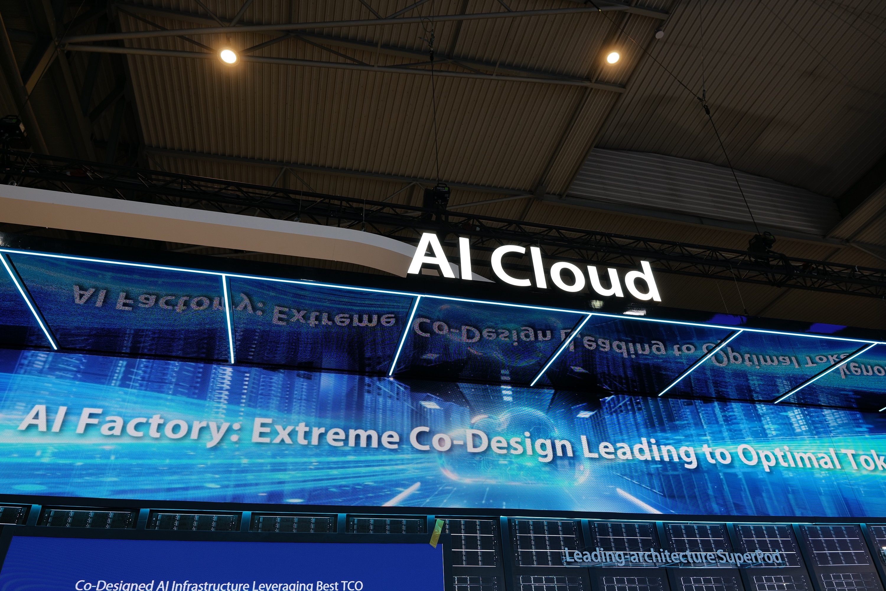 ZTE Showcases Full-Stack AI Innovations at MWC Barcelona 2026 ZTE Showcases Full-Stack AI Innovations at MWC Barcelona 2026