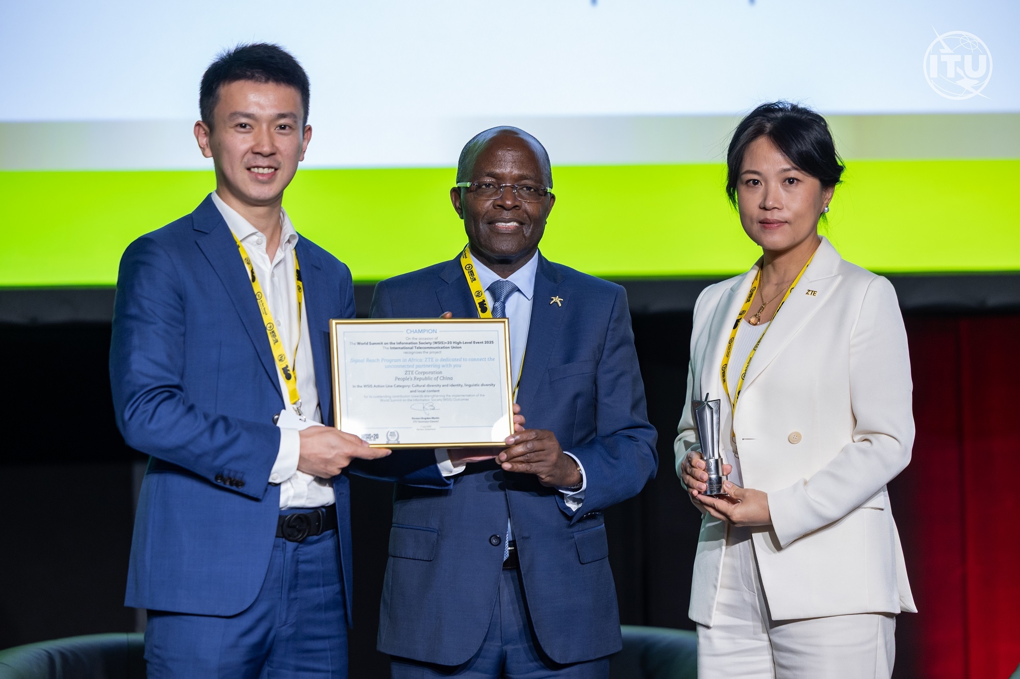 ZTE's "Signal Reach Program" Wins WSIS 2025 Champion Award